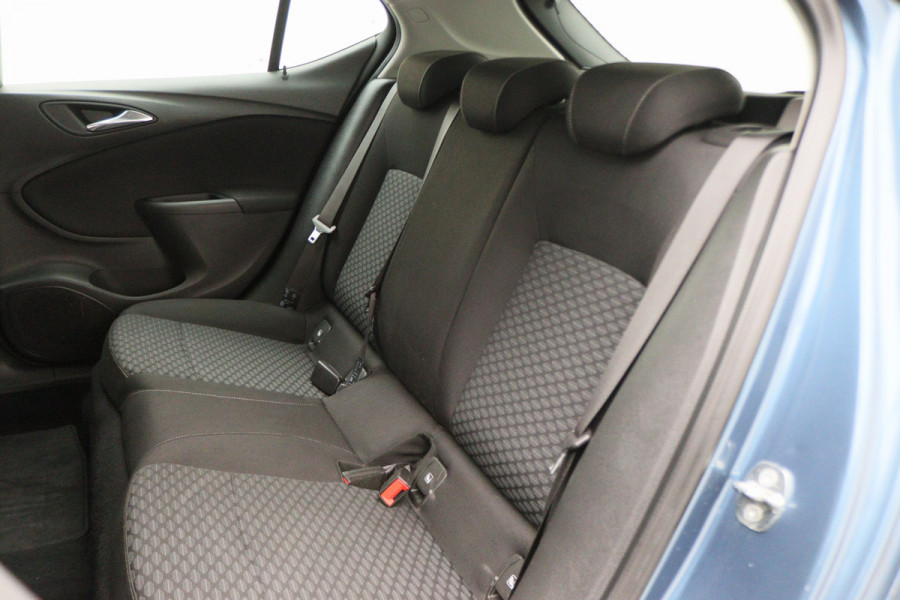 Opel Astra 1.0 Online Edition