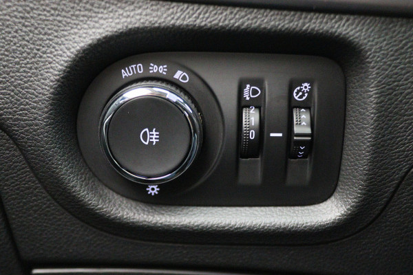 Opel Astra 1.0 Online Edition