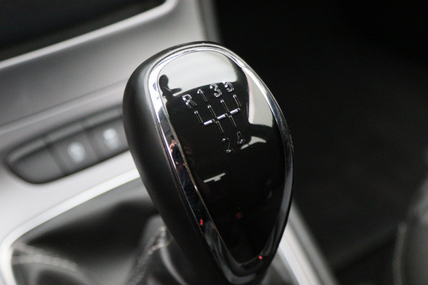 Opel Astra 1.0 Online Edition