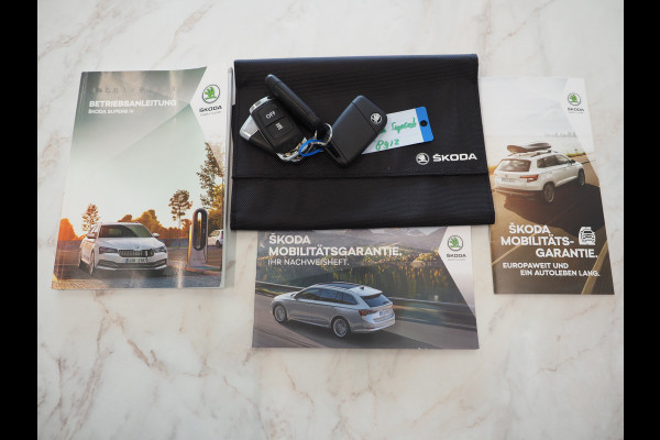 Škoda Superb Combi 1.4 TSI iV 218PK | Panoramadak | Trekhaak | Massage | 360 | Keyless | Adaptive Cruise