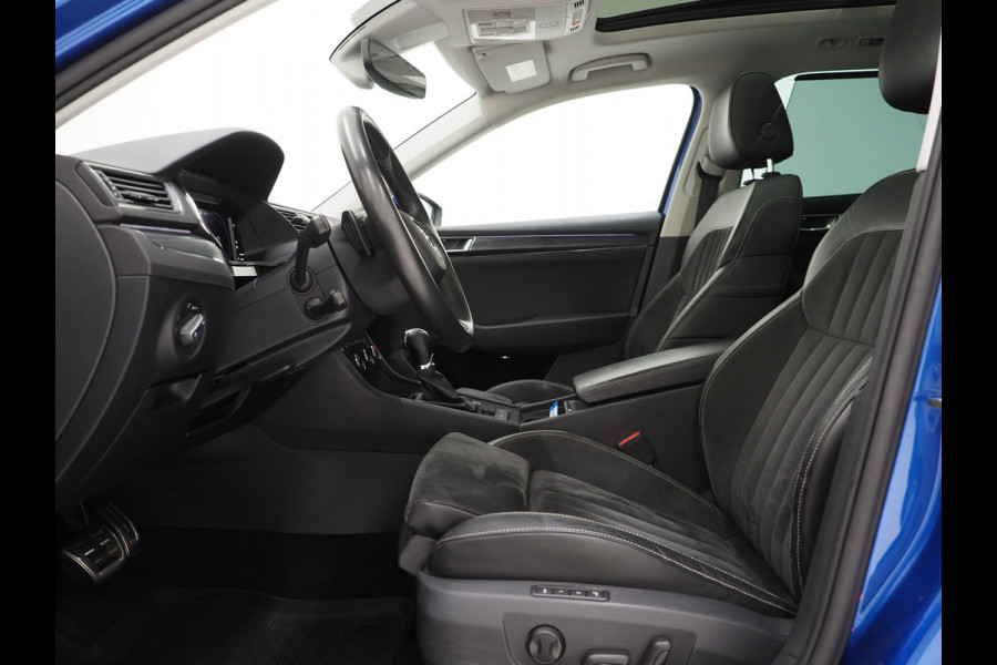 Škoda Superb Combi 1.4 TSI iV 218PK | Panoramadak | Trekhaak | Massage | 360 | Keyless | Adaptive Cruise