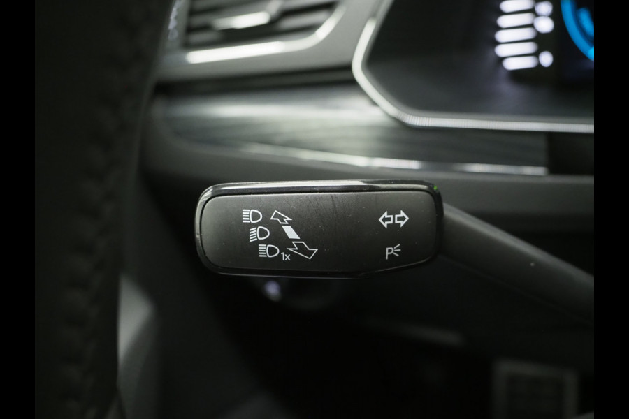 Škoda Superb Combi 1.4 TSI iV 218PK | Panoramadak | Trekhaak | Massage | 360 | Keyless | Adaptive Cruise