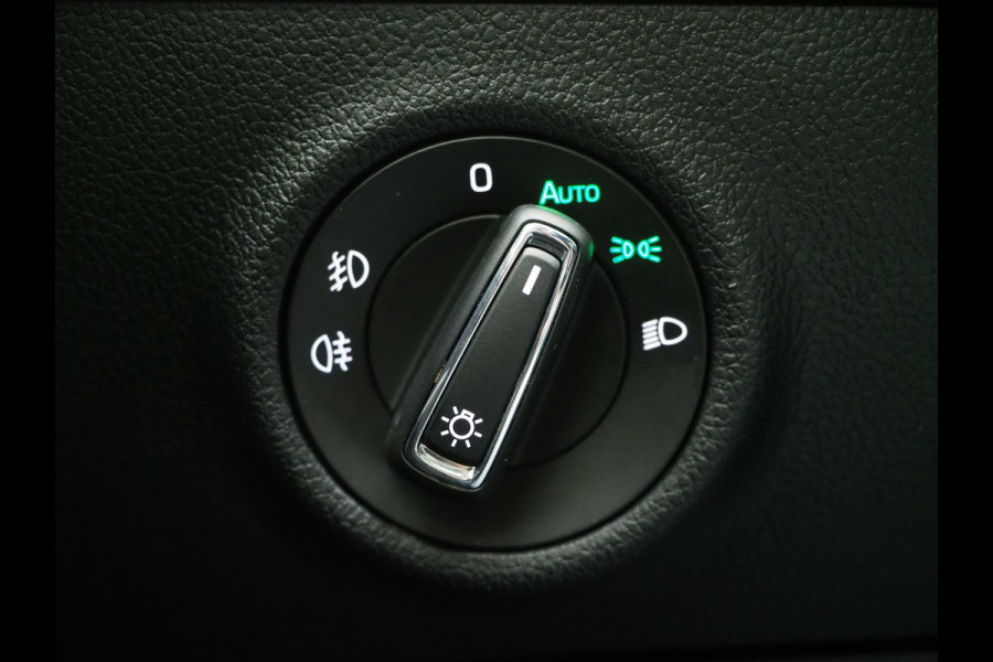 Škoda Superb Combi 1.4 TSI iV 218PK | Panoramadak | Trekhaak | Massage | 360 | Keyless | Adaptive Cruise