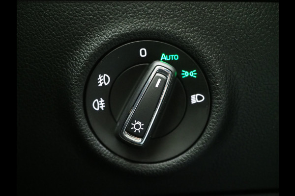 Škoda Superb Combi 1.4 TSI iV 218PK | Panoramadak | Trekhaak | Massage | 360 | Keyless | Adaptive Cruise
