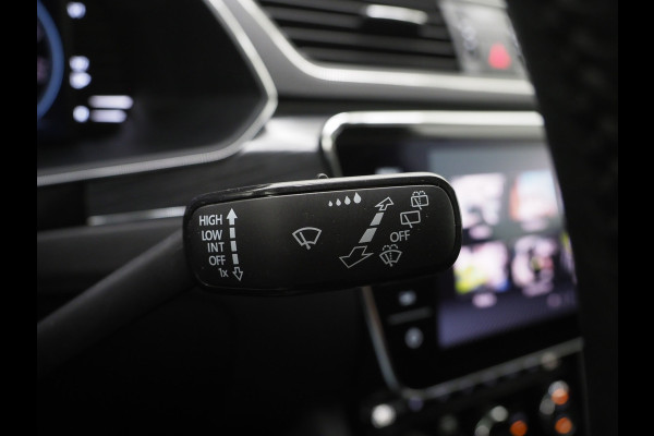 Škoda Superb Combi 1.4 TSI iV 218PK | Panoramadak | Trekhaak | Massage | 360 | Keyless | Adaptive Cruise