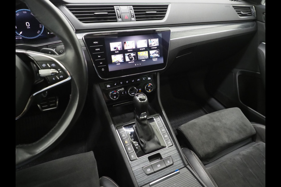 Škoda Superb Combi 1.4 TSI iV 218PK | Panoramadak | Trekhaak | Massage | 360 | Keyless | Adaptive Cruise