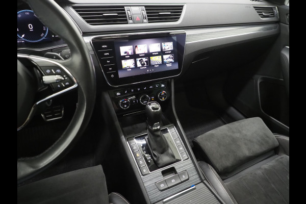 Škoda Superb Combi 1.4 TSI iV 218PK | Panoramadak | Trekhaak | Massage | 360 | Keyless | Adaptive Cruise