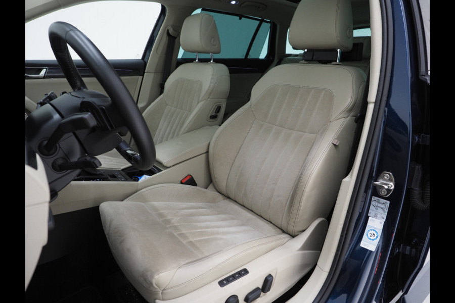 Škoda Superb Combi 1.4 TSI iV 218PK | Panoramadak | Trekhaak | Canton | 360 | Keyless | Adaptive Cruise | Carplay