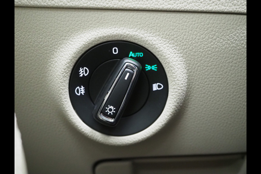 Škoda Superb Combi 1.4 TSI iV 218PK | Panoramadak | Trekhaak | Canton | 360 | Keyless | Adaptive Cruise | Carplay