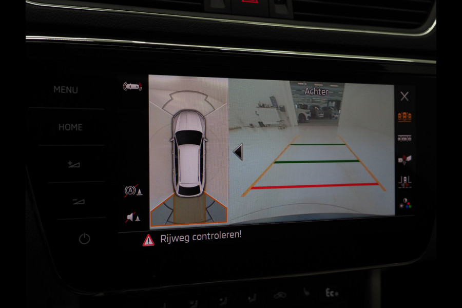Škoda Superb Combi 1.4 TSI iV 218PK | Panoramadak | Trekhaak | Canton | 360 | Keyless | Adaptive Cruise | Carplay