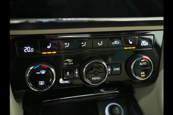 Škoda Superb Combi 1.4 TSI iV 218PK | Panoramadak | Trekhaak | Canton | 360 | Keyless | Adaptive Cruise | Carplay