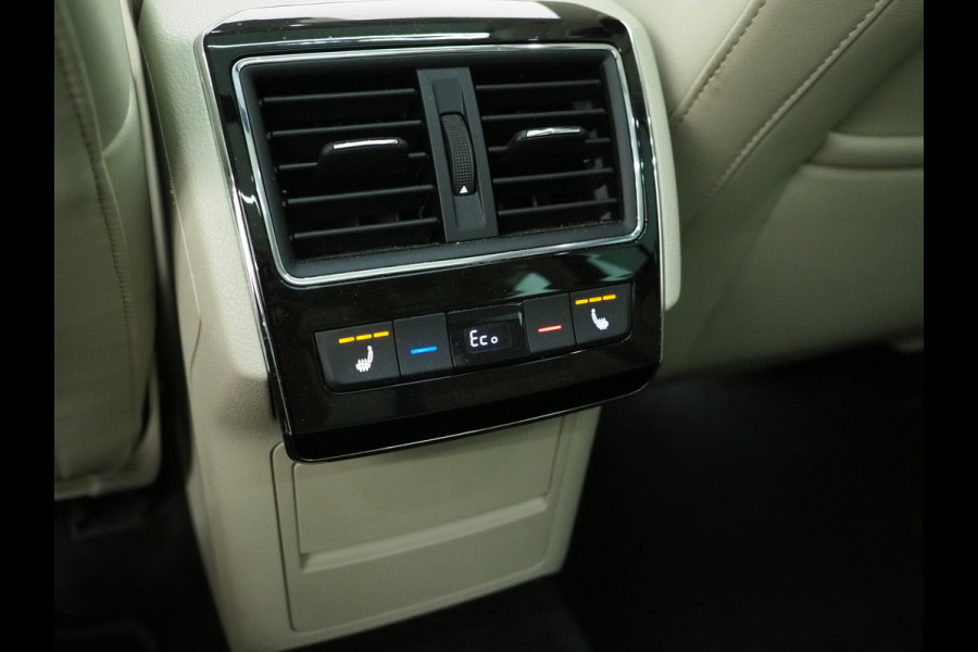 Škoda Superb Combi 1.4 TSI iV 218PK | Panoramadak | Trekhaak | Canton | 360 | Keyless | Adaptive Cruise | Carplay