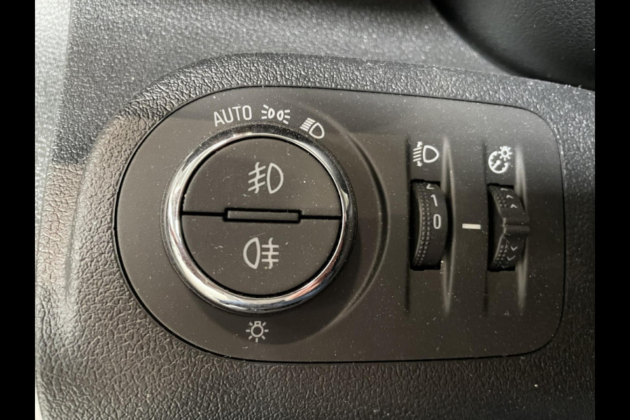 Opel Combo 130pk L1 Automaat Apple Carplay Trekhaak Parkeersensoren Airco Cruise control