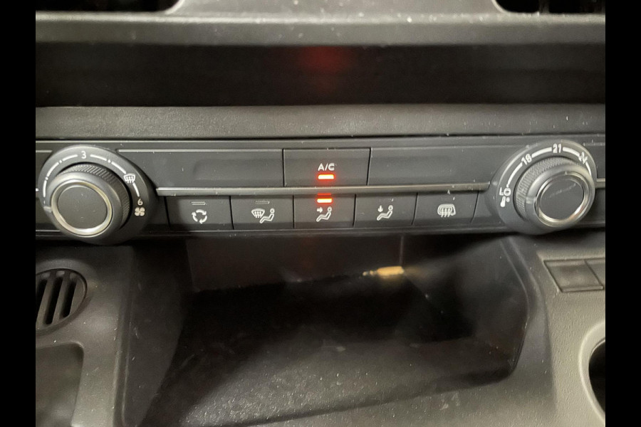 Opel Combo 130pk L1 Automaat Apple Carplay Trekhaak Parkeersensoren Airco Cruise control