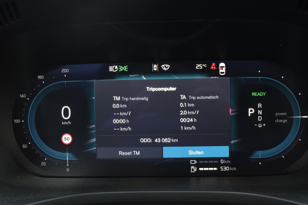 Volvo XC60 T6 350PK Automaat AWD Plus Dark / Adaptive Cruise control / Stoelverwarming v+a / Stuurverwarming / Elektr. achterklep  / 360 Camera / Schuifdak / Trekhaak