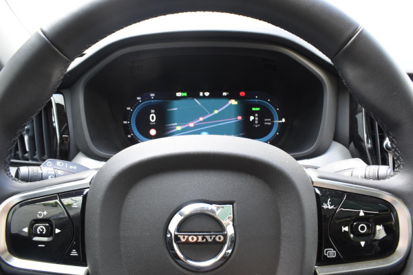 Volvo XC60 T6 350PK Automaat AWD Plus Dark / Adaptive Cruise control / Stoelverwarming v+a / Stuurverwarming / Elektr. achterklep  / 360 Camera / Schuifdak / Trekhaak