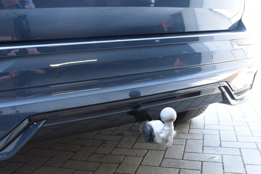 Volvo XC60 T6 350PK Automaat AWD Plus Dark / Adaptive Cruise control / Stoelverwarming v+a / Stuurverwarming / Elektr. achterklep  / 360 Camera / Schuifdak / Trekhaak