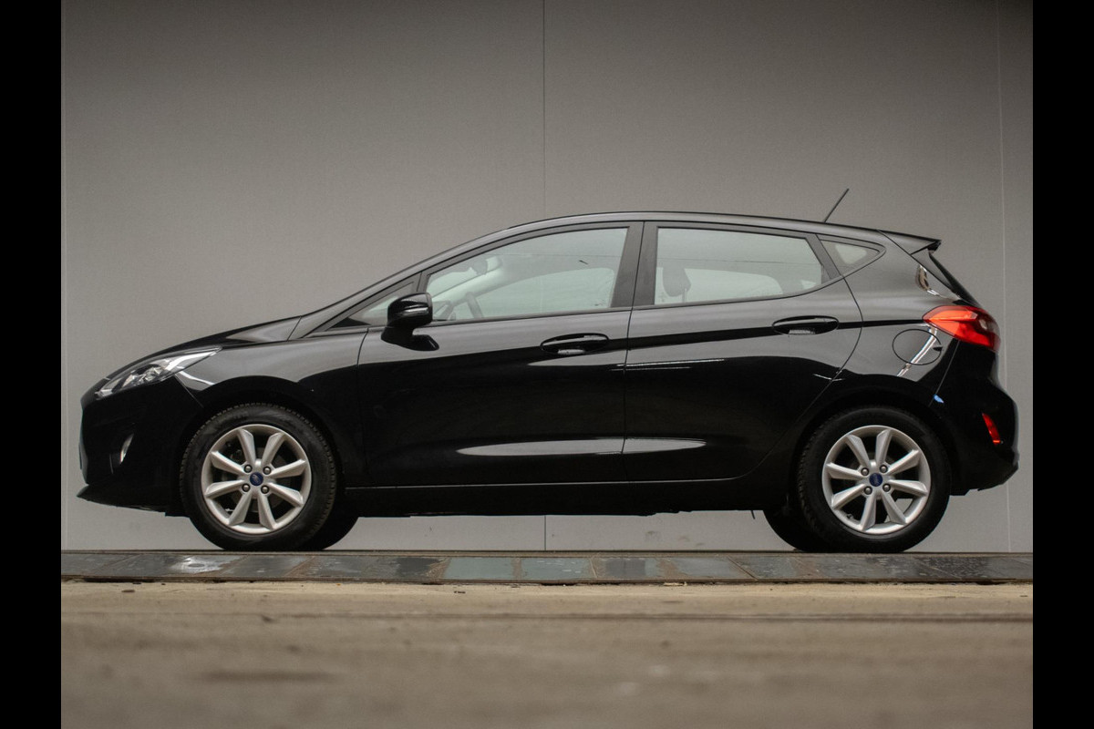 Ford Fiesta 1.1 Sport (APPLE CARPLAY,NAVI,LED,PDC,ELECTRISCHE PAKKET,BLACK,BLUETHOOT,SPORTSTOELEN,GETINT,NETTESTAAT) Ford Fiesta 1.1 Sport (APPLE CARPLAY,NAVI,LED,PDC,ELECTRISCHE PAKKET,BLACK,BLUETHOOT,SPORTSTOELEN,GETINT,NETTESTAAT)