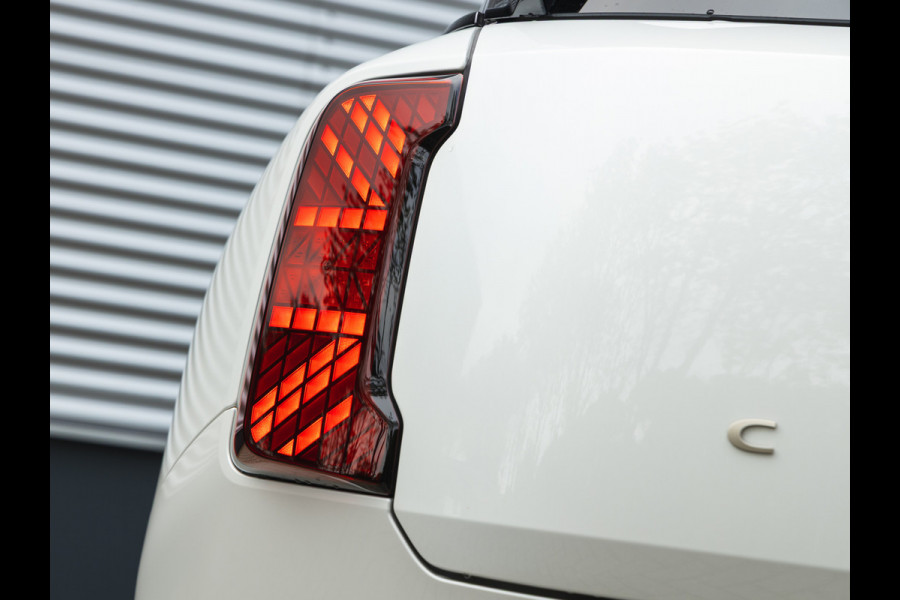 MINI Countryman 1.5 C Favoured - XL Pakket - Pano - Trekhaak - Memoryzetel