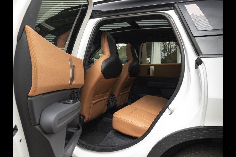 MINI Countryman 1.5 C Favoured - XL Pakket - Pano - Trekhaak - Memoryzetel