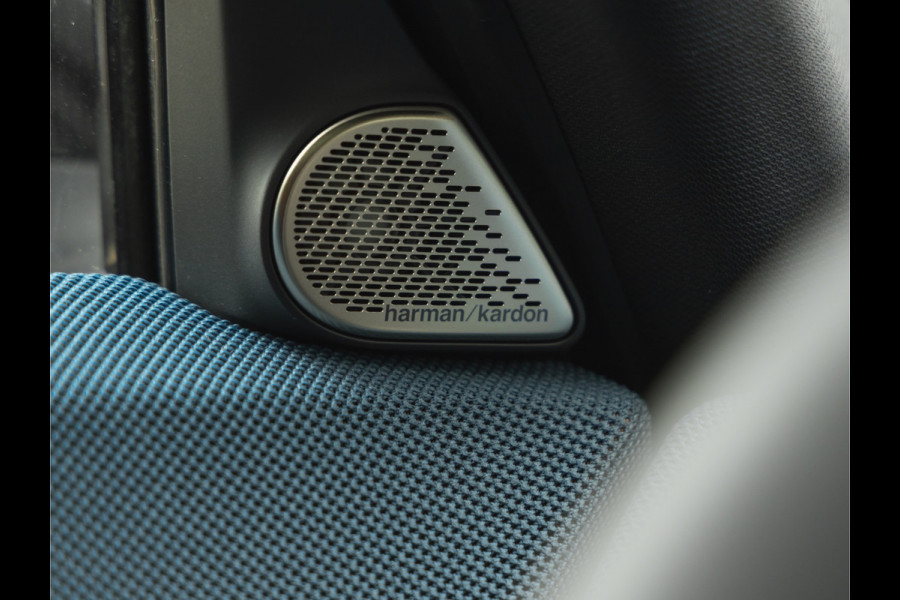 MINI Countryman 1.5 C Favoured - XL Pakket - Pano - Trekhaak - Memoryzetel