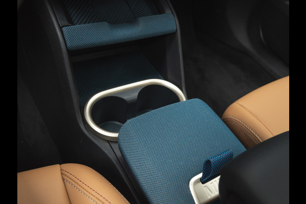MINI Countryman 1.5 C Favoured - XL Pakket - Pano - Trekhaak - Memoryzetel