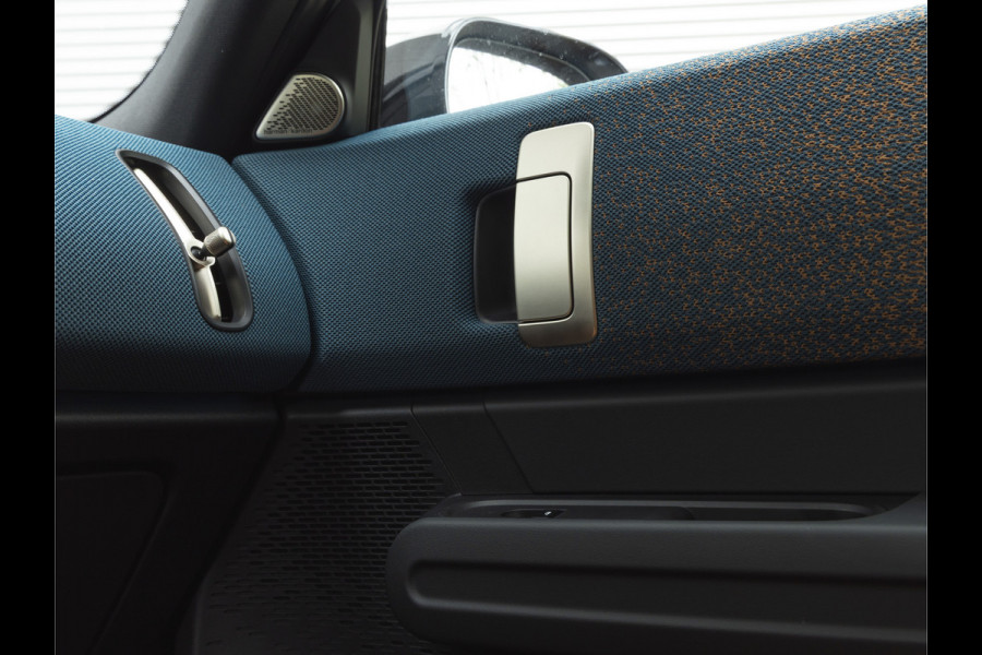 MINI Countryman 1.5 C Favoured - XL Pakket - Pano - Trekhaak - Memoryzetel