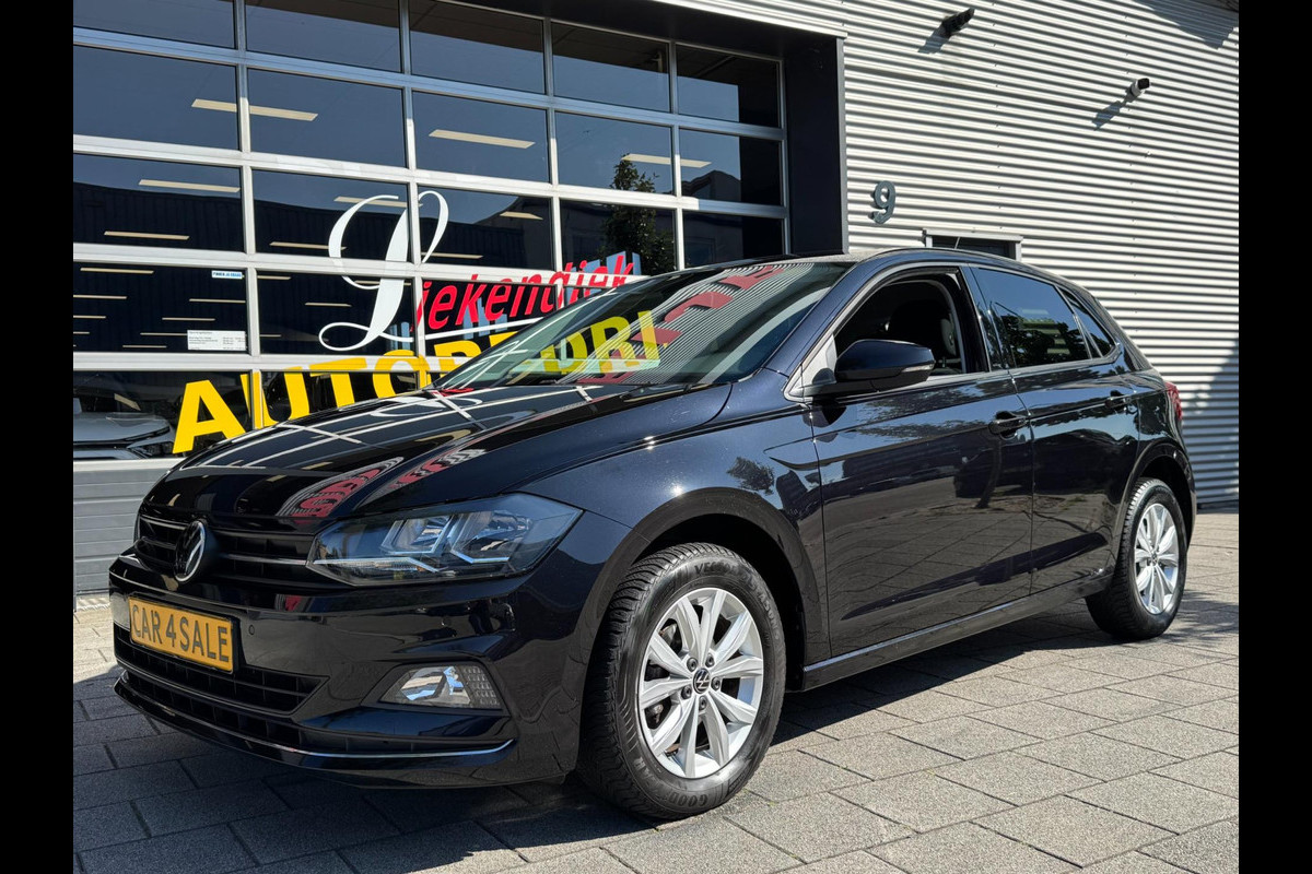 Volkswagen Polo 1.0 TSI Highline - Navigatie I Airco i Sport velgen I PDC I Dealer onderhouden Volkswagen Polo 1.0 TSI Highline - Navigatie I Airco i Sport velgen I PDC I Dealer onderhouden