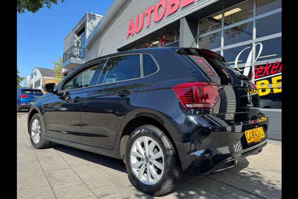 Volkswagen Polo 1.0 TSI Highline - Navigatie I Airco i Sport velgen I PDC I Dealer onderhouden