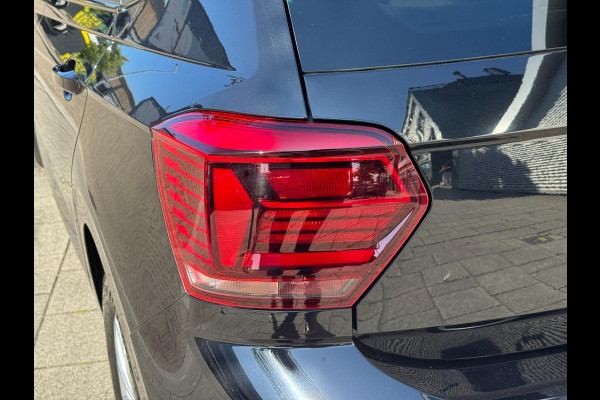 Volkswagen Polo 1.0 TSI Highline - Navigatie I Airco i Sport velgen I PDC I Dealer onderhouden