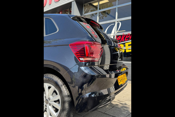 Volkswagen Polo 1.0 TSI Highline - Navigatie I Airco i Sport velgen I PDC I Dealer onderhouden