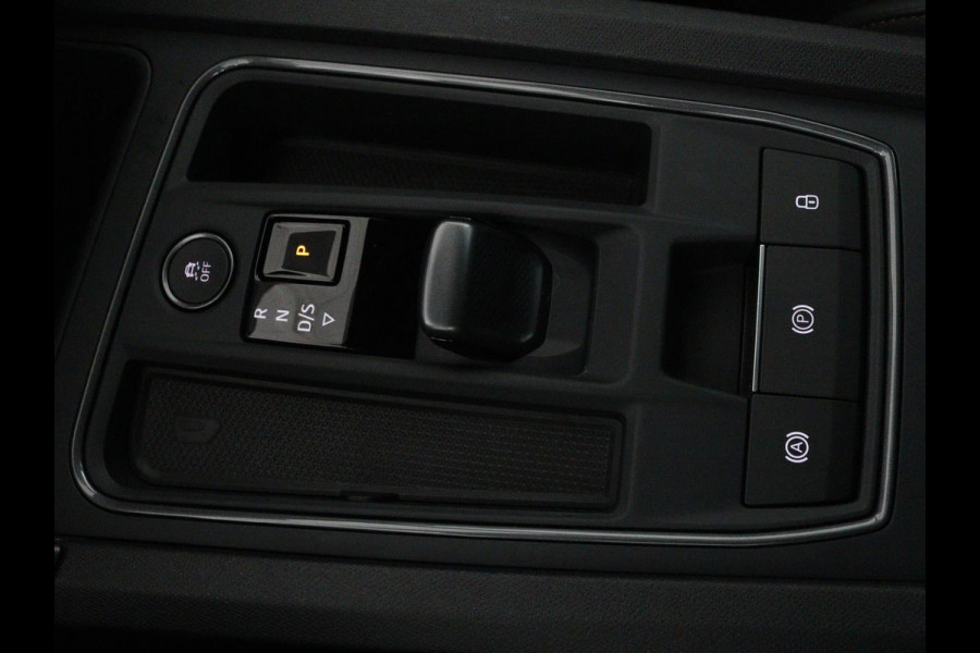 CUPRA Formentor 2.0 TSI VZ | 310pk | Panoramadak | Leder | Trekhaak | Stoel & stuurverwarming | Carplay | Adaptive cruise | Camera | Keyless | Full LED | Sportstoelen