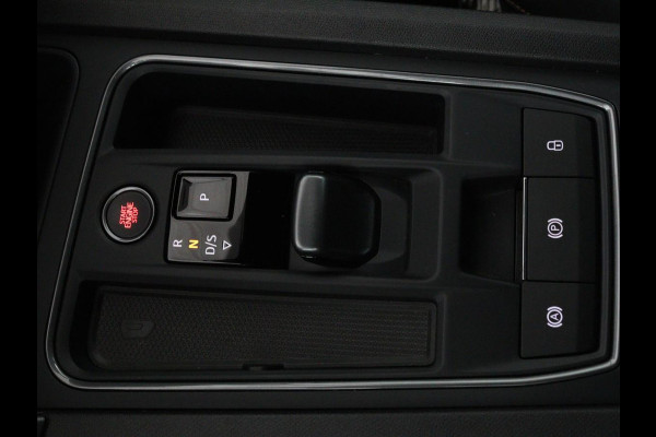 CUPRA Leon 1.4 e-Hybrid | Stoel & stuurverwarming | Carplay | Camera | Adaptive cruise | Sfeerverlichting | Navigatie | Park Assist | Keyless | Full LED | PHEV