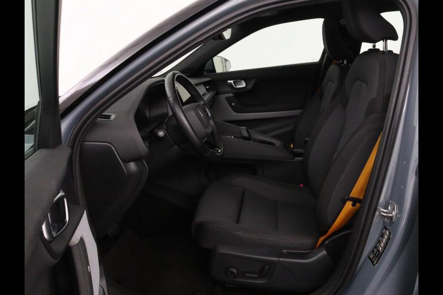 Polestar 2 Long Range Dual Motor Launch Edition 78kWh | Panoramadak | Trekhaak | Stoel & stuurverwarming | 360 camera | Adaptive cruise | Harman/Kardon | Carplay
