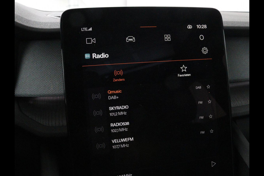 Polestar 2 Long Range Dual Motor Launch Edition 78kWh | Panoramadak | Trekhaak | Stoel & stuurverwarming | 360 camera | Adaptive cruise | Harman/Kardon | Carplay