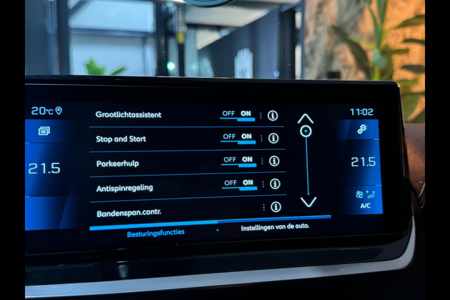 Peugeot 208 1.2 PureTech GT Garantie CarPlay 360 Camera Cruise Sfeer Blindspot Lane LED Clima Navi Rijklaar