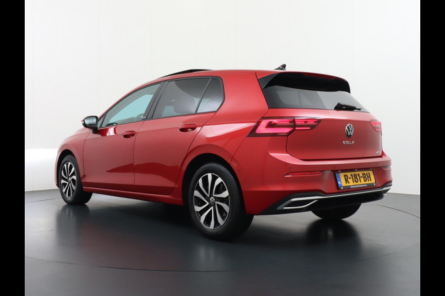 Volkswagen Golf 1.0 eTSI Life PANORAMADAK | ADD. CRUISE | VIRTUAL DASH | NAVIGATIE | RIJKLAARPRIJS incl. 12mnd BOVAG