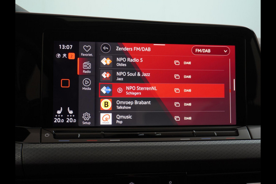 Volkswagen Golf 1.0 eTSI Life PANORAMADAK | ADD. CRUISE | VIRTUAL DASH | NAVIGATIE | RIJKLAARPRIJS incl. 12mnd BOVAG