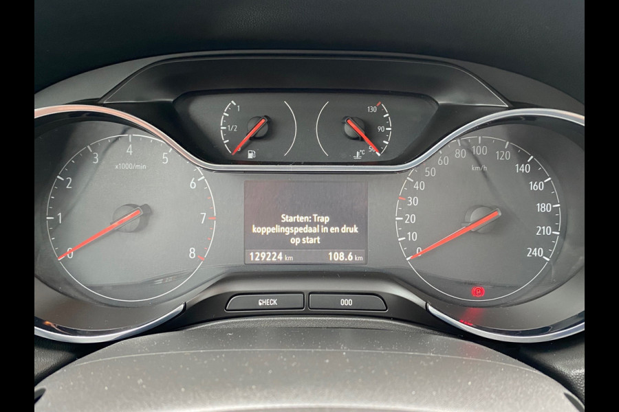 Opel Grandland X BWJ 2019 | 1.2 Turbo 131PK 120 Jaar Edition | CLIMA | NAVI | TREKHAAK | CRUISE | PDC | LICHTMETAAL | PRIVACY GLASS |