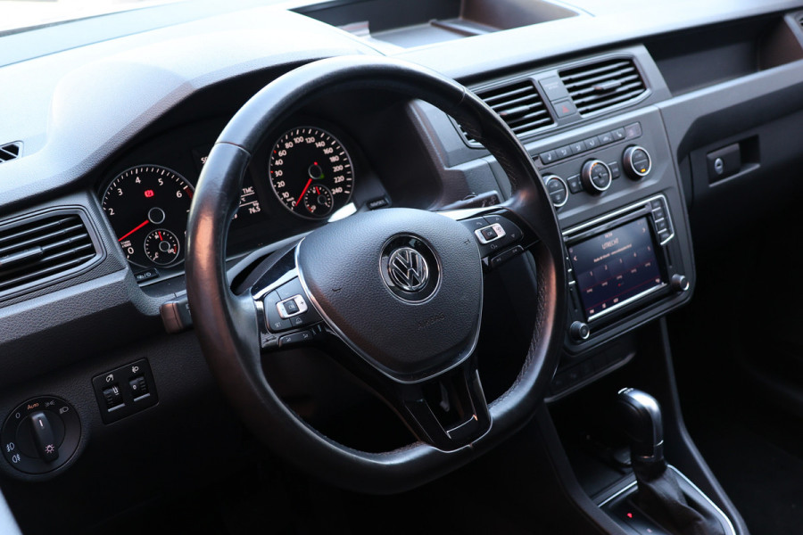 Volkswagen Caddy 2.0 TDI DSG | Bi-Xenon | Navigatie | CarPlay | Climate Control | Stoelverwarming | PDC V+A | Multifunctioneel stuur | Airco | Cruise control | Schroefset | Spoilerkit | Dealer onderhouden | Nieuwe APK | Groot onderhoudsbeurt | BPM Vrij