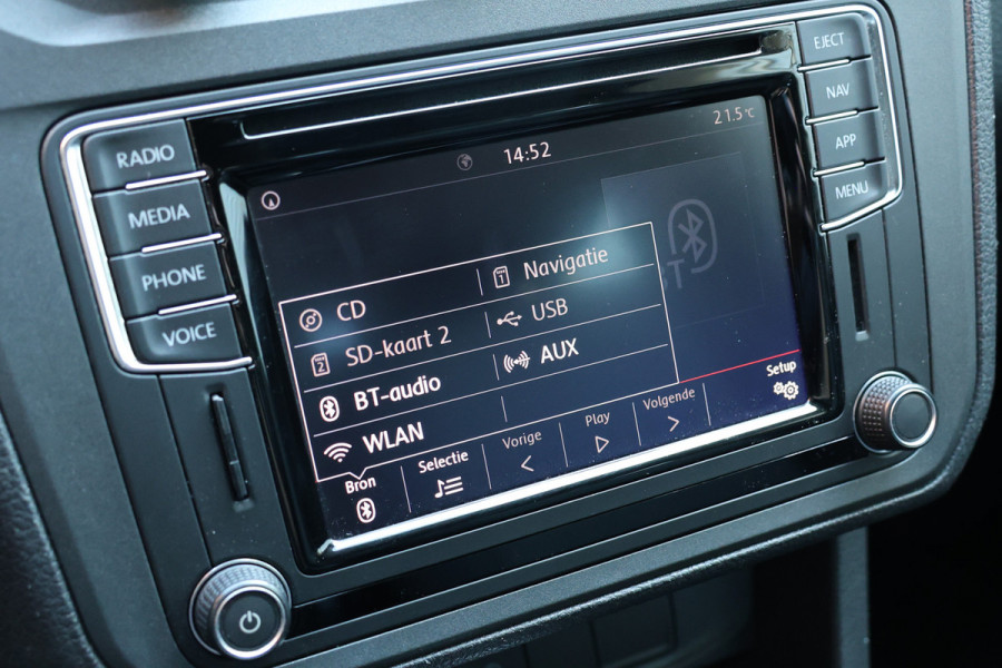Volkswagen Caddy 2.0 TDI DSG | Bi-Xenon | Navigatie | CarPlay | Climate Control | Stoelverwarming | PDC V+A | Multifunctioneel stuur | Airco | Cruise control | Schroefset | Spoilerkit | Dealer onderhouden | Nieuwe APK | Groot onderhoudsbeurt | BPM Vrij