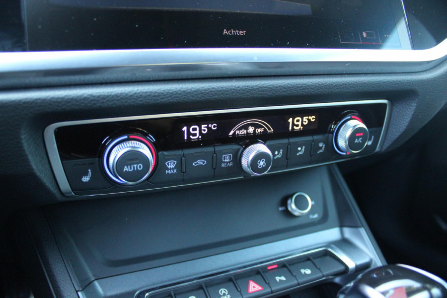Audi Q3 Sportback 35 TFSI 150PK S-TRONIC 7 S EDITION * NIEUWSTAAT * | S-LINE EXTERIEUR | S-LINE INTERIEUR | AUDI VIRTUAL COCKPIT | PANORAMISCH SCHUIF / KANTELDAK | NAVIGATIE | TWIN LEDEREN BEKLEDING ZWART MET ROTSGRIJS STIKSEL | VOORSTOELEN VERWARMBAAR | ACHTERUITRIJCAMERA | PARKEERSENSOREN VOOR / ACHTER | DODEHOEK DETECTIE |  ALARM SYSTEEM | FULL LED KOPLAMPEN INCLUSIEF LED ACHTERLICHTEN | ZWARTE HEMELBEKLEDING | AUDI SOUND SYSTEM | AMBIENTE VERLICHTING | 18" LICHTMETAAL S-DESIGN | VERLICHTE S-LINE INSTAPLIJSTEN |