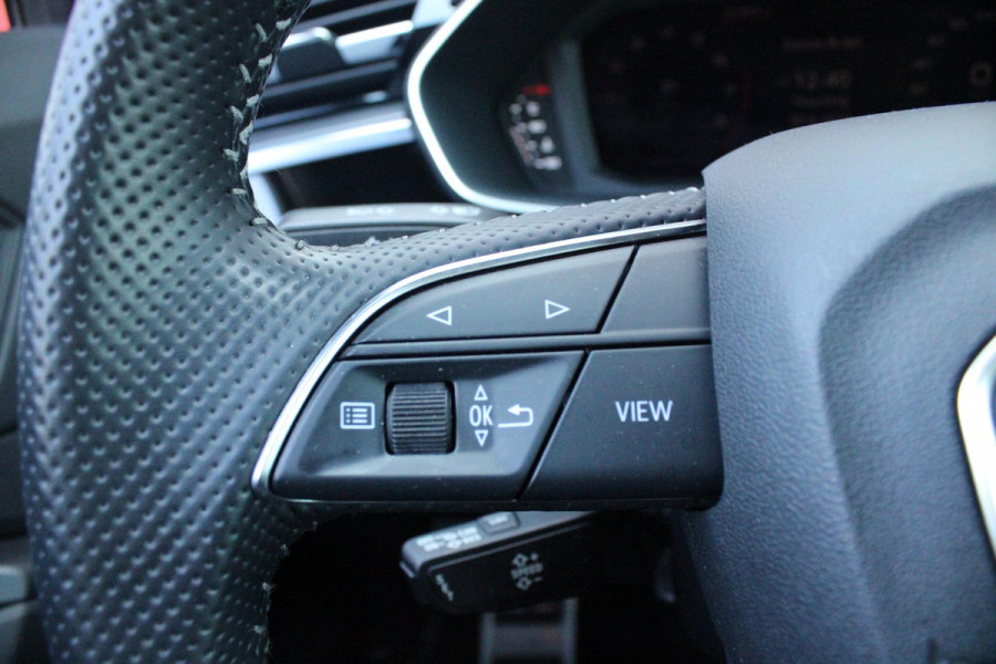 Audi Q3 Sportback 35 TFSI 150PK S-TRONIC 7 S EDITION * NIEUWSTAAT * | S-LINE EXTERIEUR | S-LINE INTERIEUR | AUDI VIRTUAL COCKPIT | PANORAMISCH SCHUIF / KANTELDAK | NAVIGATIE | TWIN LEDEREN BEKLEDING ZWART MET ROTSGRIJS STIKSEL | VOORSTOELEN VERWARMBAAR | ACHTERUITRIJCAMERA | PARKEERSENSOREN VOOR / ACHTER | DODEHOEK DETECTIE |  ALARM SYSTEEM | FULL LED KOPLAMPEN INCLUSIEF LED ACHTERLICHTEN | ZWARTE HEMELBEKLEDING | AUDI SOUND SYSTEM | AMBIENTE VERLICHTING | 18" LICHTMETAAL S-DESIGN | VERLICHTE S-LINE INSTAPLIJSTEN |