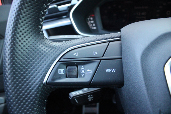 Audi Q3 Sportback 35 TFSI 150PK S-TRONIC 7 S EDITION * NIEUWSTAAT * | S-LINE EXTERIEUR | S-LINE INTERIEUR | AUDI VIRTUAL COCKPIT | PANORAMISCH SCHUIF / KANTELDAK | NAVIGATIE | TWIN LEDEREN BEKLEDING ZWART MET ROTSGRIJS STIKSEL | VOORSTOELEN VERWARMBAAR | ACHTERUITRIJCAMERA | PARKEERSENSOREN VOOR / ACHTER | DODEHOEK DETECTIE |  ALARM SYSTEEM | FULL LED KOPLAMPEN INCLUSIEF LED ACHTERLICHTEN | ZWARTE HEMELBEKLEDING | AUDI SOUND SYSTEM | AMBIENTE VERLICHTING | 18" LICHTMETAAL S-DESIGN | VERLICHTE S-LINE INSTAPLIJSTEN |