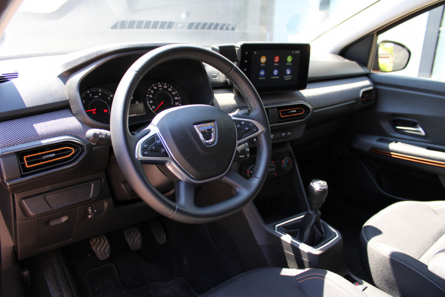 Dacia SANDERO Stepway 1.0 TCe 90 Essential | Trekhaak | Camera | Airco | BLIS | Cruise control | Origin NL