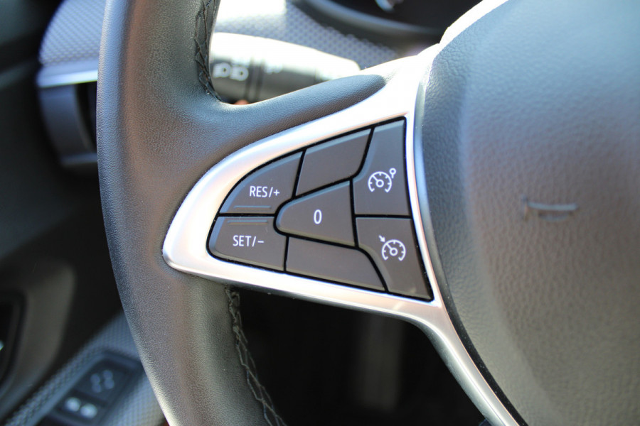Dacia SANDERO Stepway 1.0 TCe 90 Essential | Trekhaak | Camera | Airco | BLIS | Cruise control | Origin NL