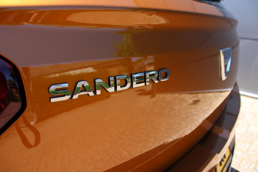 Dacia SANDERO Stepway 1.0 TCe 90 Essential | Trekhaak | Camera | Airco | BLIS | Cruise control | Origin NL