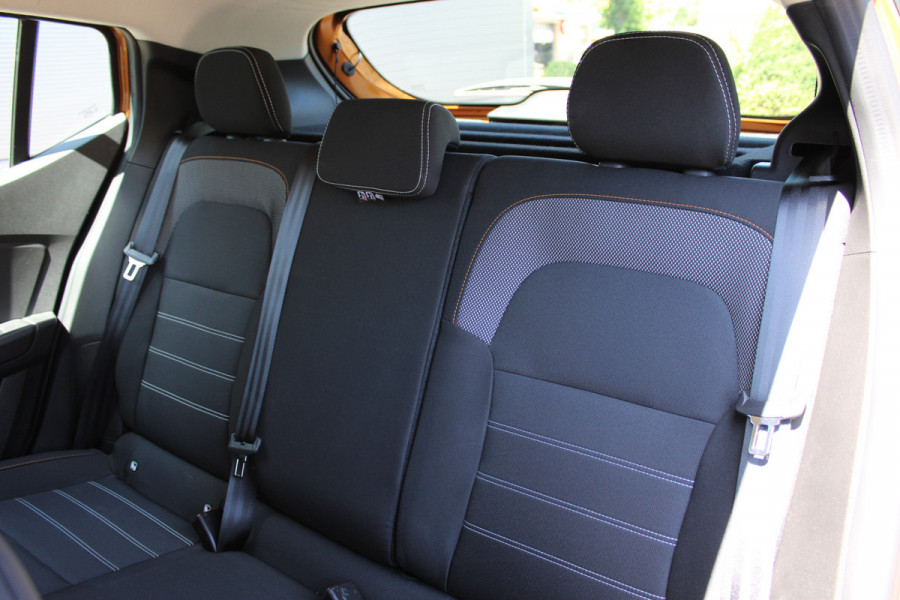 Dacia SANDERO Stepway 1.0 TCe 90 Essential | Trekhaak | Camera | Airco | BLIS | Cruise control | Origin NL