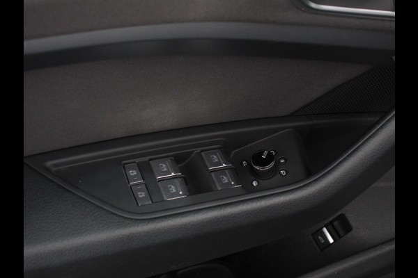 Audi e-tron e-tron 50 quattro Launch edition | Navigatie | Climate Control | Parkeer Sensoren | Lichtmetalen velgen