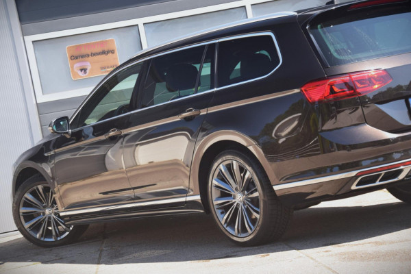 Volkswagen Passat Variant 1.6 TDI Elegance Business R PANORAMADAK/360 CAMERA/SPORTSTOELEN